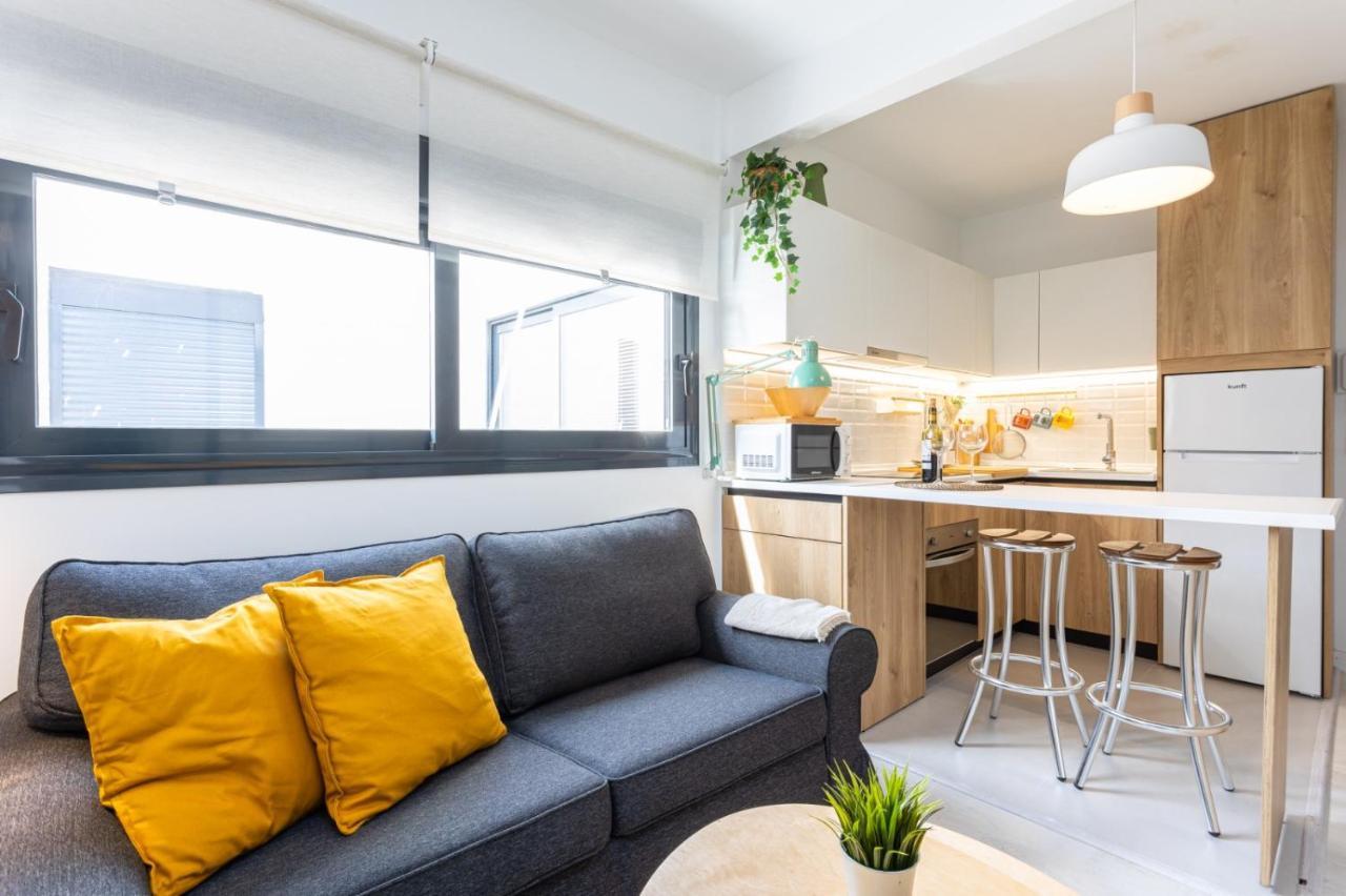 Suite Home Cervantes Malaga Bagian luar foto